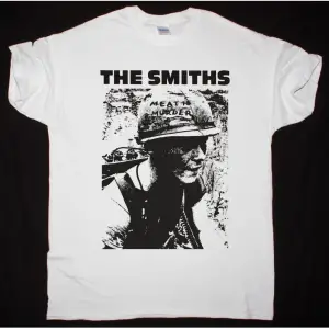 POISON LOOK WHAT THE CAT DRAGGED IN NEW BLACK T-SHIRT ÖN BASKILI