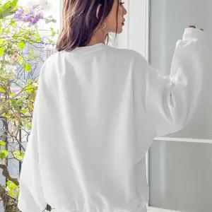 Qutie Slogan & Cartoon Graphic Drop Shoulder Sweatshirt Beyaz