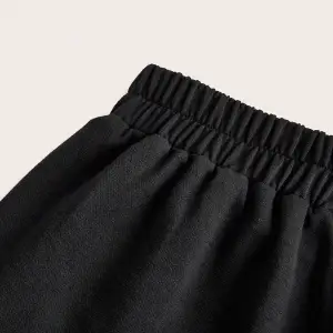 Rainydazed Cartoon Graphic Şort