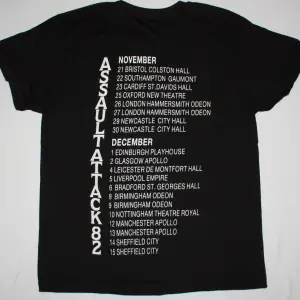 RAMONES ROCKAWAY BEACH NEW WHITE T-SHIRT ÖN VE ARAKA BASKILI
