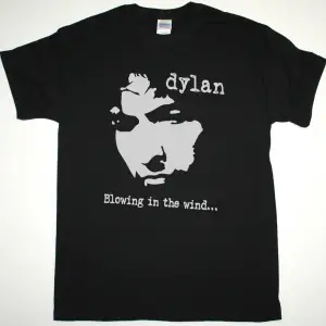 RAMONES ROCKET TO RUSSIA NEW BLACK T-SHIRT ÖN BASKILI