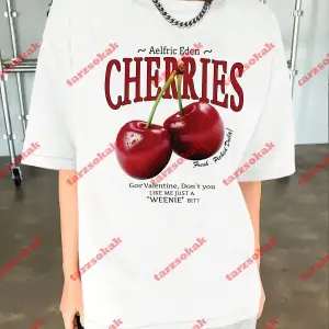 Red Cherries Baskılı Oversize Unisex Tshirt Beyaz