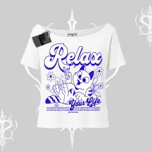 Relax Kedi Baskılı Kayık Yaka Tshirt