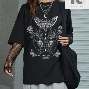 ROMWE X Attack on Titan Yazılı Baskılı Kısa Kollu Tişört