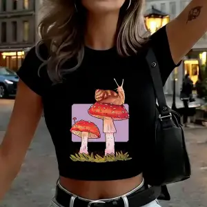 Salyangoz Mantar Baskı Bayan Babby TeeT-Shirt Yaz Yumuşak Yüksek Elastik Üstler O-Boyun Kısa Koll