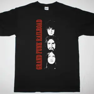 SAXON FIRST ALBUM 79 NEW BLACK T-SHIRT ÖN BASKILI
