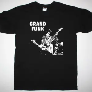 SAXON SOLID BALL OF ROCK 1990 NEW BLACK T SHIRT ÖN BASKILI