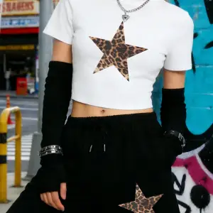 Seksi Leopar Yıldız Desenli Baskılı Babby TeeT-Shirt Şort Kadın İki Parçalı Set Diz Boyu Pantolon