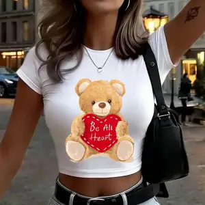 Sevimli Ayı Sana Kalbini Veriyor Baskılı Kadın Babby Teeları Yazlık Dar Kesim Yuvarlak Yaka Ti