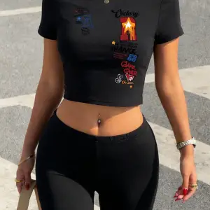 Sıcak Tatlı Spor Harfli Baskılı Babby Teelar Şortlar Kadın Yazlık İki Parçalı Set Tişört Panto