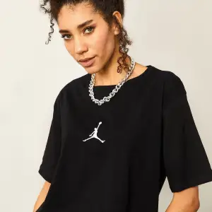 Siyah Kadın Air Baskılı Bisiklet Yaka Tişört