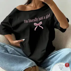 Siyah Kadın Düşük Omuz Kayık Yaka Baskılı