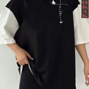 Siyah Oversize Çift Renk KELEBEK YAZI  Baskılı Unisex Tshirt