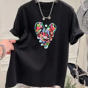 Siyah Yaz El-Boyalı Puantiyeli Baskı Saf O-Boyun En Tees Gevşek