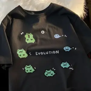 Siyah yeni kurbağa evrimi baskı japon Retro streetwear yaz Tee Vintage