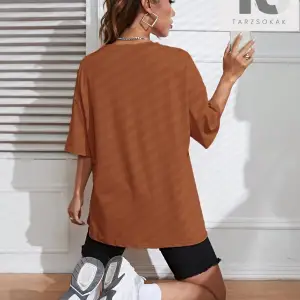 Slogan Grafikli Düşük Omuz Oversize Tişört