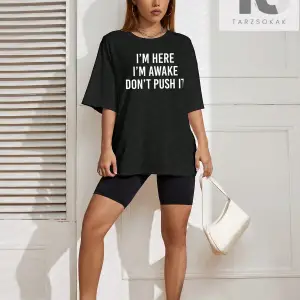 Slogan Grafikli Düşük Omuzlu Tişört