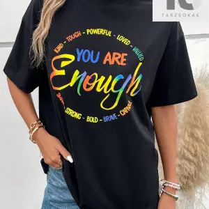 Sloganlı Grafik Düşük Omuz Tişört