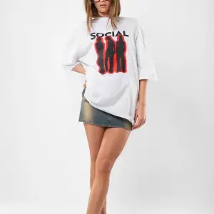 Social Baskılı Beyaz Unisex Oversize