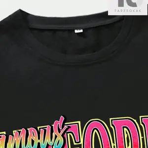 Sokak Hayatı Erkek Mektup Grafik Damla Omuz Tişört