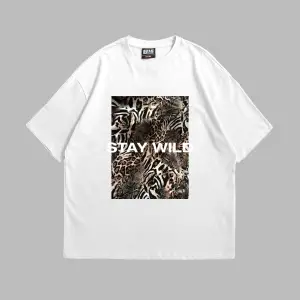 Stay Wild Leopar Baskılı 24/1 Oversize Unisex Beyaz