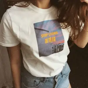 Stop Living In Fear. T-shirt Beyaz