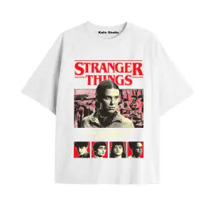 Stranger Things Baskılı oversize ünisex t-shirt beyaz