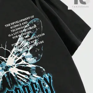 Street Life Erkek Kelebek & Slogan Desenli Kısa Kollu Tişört