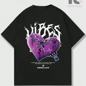 Street Life Erkek Yuvarlak Yaka Kısa Kollu Yazılı ve Kalpli Tişört