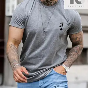 Street Life İngilizce Ve Çiçek Baskılı Erkek Düşük Omuz Tişört