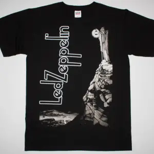 SUICIDAL TENDENCIES 1983 NEW WHITE T-SHIRT ÖN VE ARAKA BASKILI