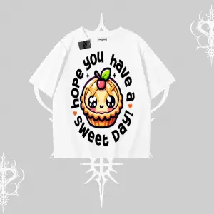 Sweet Day Cupcake Baskılı Oversize Tshirt
