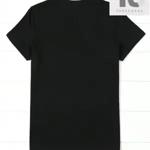 SXY Karikatür ve Harf Grafikli Düşük Omuzlu Tişört