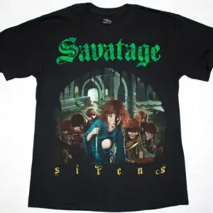 TANKARD LOGO NEW BLACK T-SHIRT ÖN VE ARAKA BASKILI