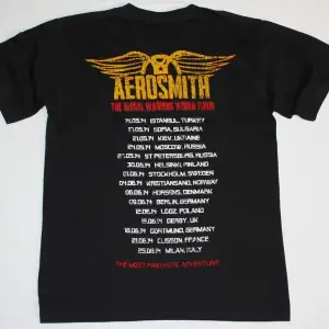 THE CASUALTIES ON THE FRONT LINE NEW BLACK T SHIRT ÖN VE ARAKA BASKILI