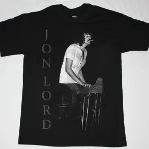 THE SMITHS THE QUEEN IS DEAD NEW BLACK T SHIRT ÖN BASKILI