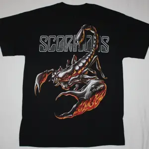 THIN LIZZY DISTRESSED LOGO NEW BLACK T-SHIRT ÖN VE ARAKA BASKILI
