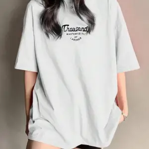 Thousand Baskılı Pamuklu Kısa Kol (Oversize)