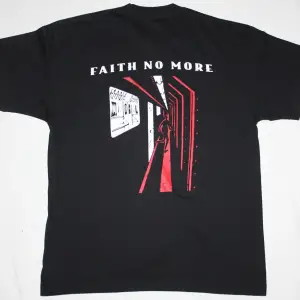 TOTAL CHAOS POLICE RAT NEW BLACK T SHIRT ÖN VE ARAKA BASKILI
