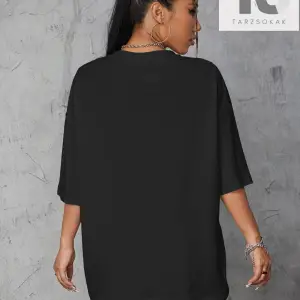 Tropikal Ve Slogan Grafikli Düşük Omuzlu Tişört