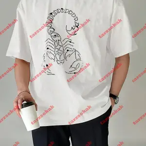 Unisex Akrep Baskılı Tshirt Beyaz