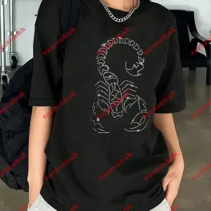 Unisex Akrep Baskılı Tshirt Beyaz