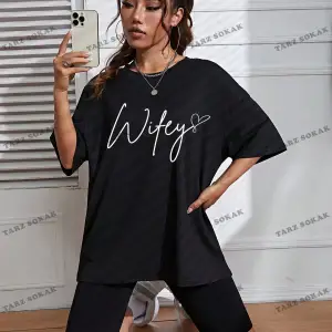 Unisex BAY  Harf Grafikli Düşük Omuzlu Tişört KOD-1337