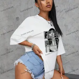 Unisex BAY  Kadın Karakter ve Harf Baskılı Düşük Omuzlu Tişört KOD-1372