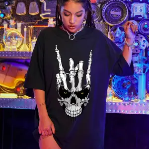 Unisex BAY  Kafatası Baskılı Düşük Omuzlu Büyük Boy Tişört KOD-1329