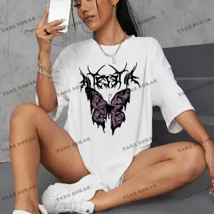 Unisex BAY  Kelebek Ve Harf Grafikli Oversize Tişört KOD-1358