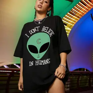 Unisex BAY  Uzaylı ve Slogan Grafikli Büyük Boy Tişört KOD-1323