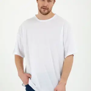 Unisex Beyaz Bol Kesim Oversize Tshirt