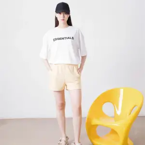 Unisex Essentials Beyaz Tshirt