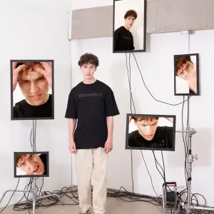 Unisex Essentials Beyaz Tshirt